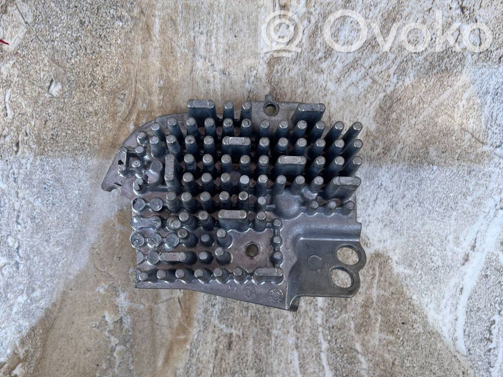 Volvo C40 Headlight part 