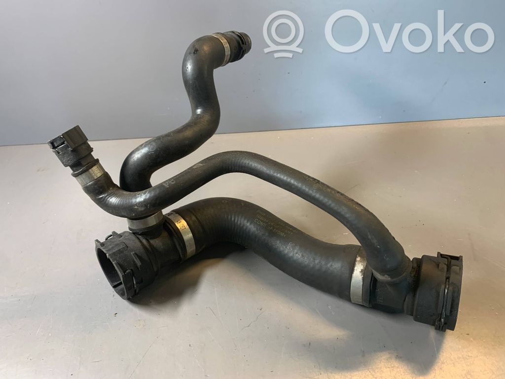 BMW 5 E60 E61 Engine coolant pipe/hose 