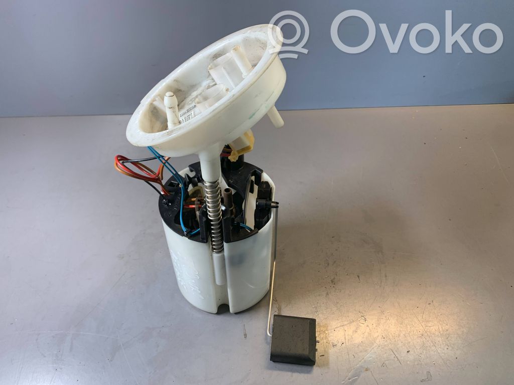 In-tank fuel pump   6765715