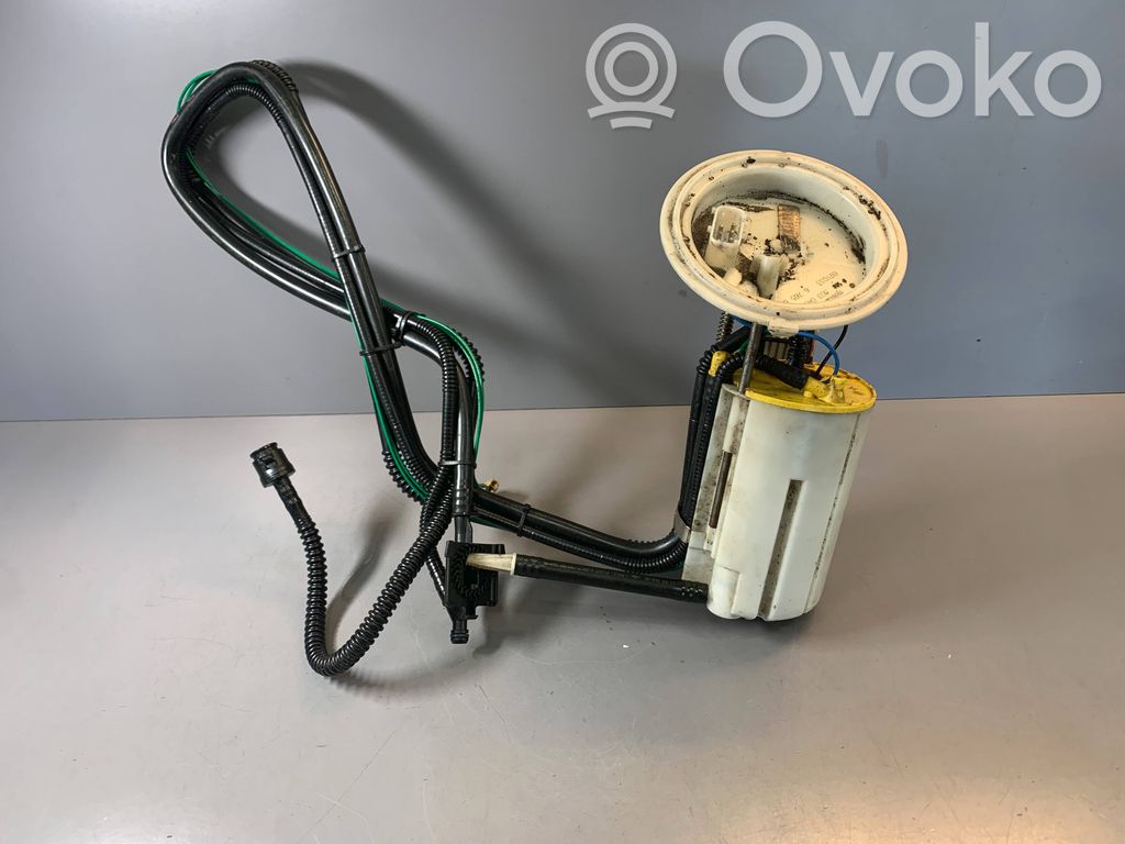 Pompe à carburant   6765848,0580303043,16117373472,0301735,16140301735,16146765822,6765822,7373472
