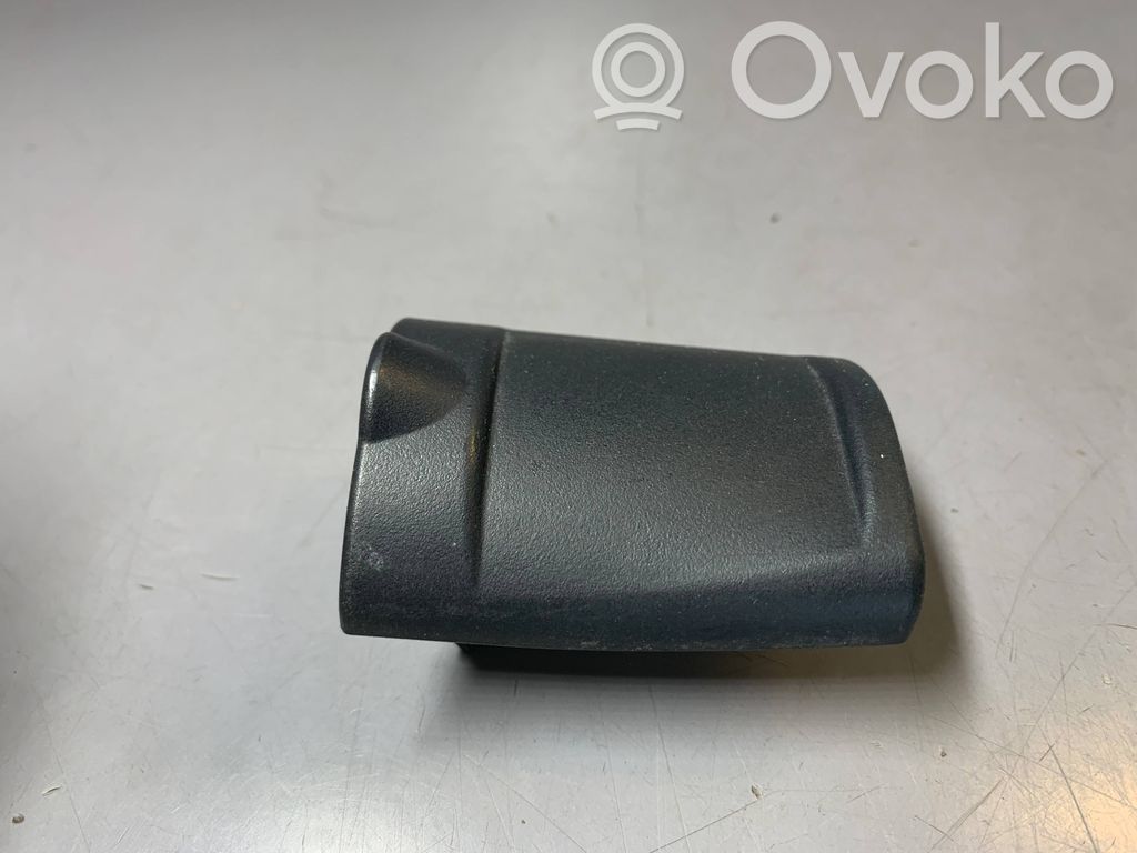 BMW 5 E60 E61 ISOFIX dangtelis 