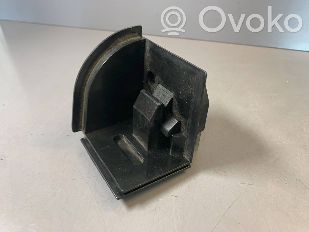 BMW 5 E60 E61 Parcel shelf load cover mount bracket 