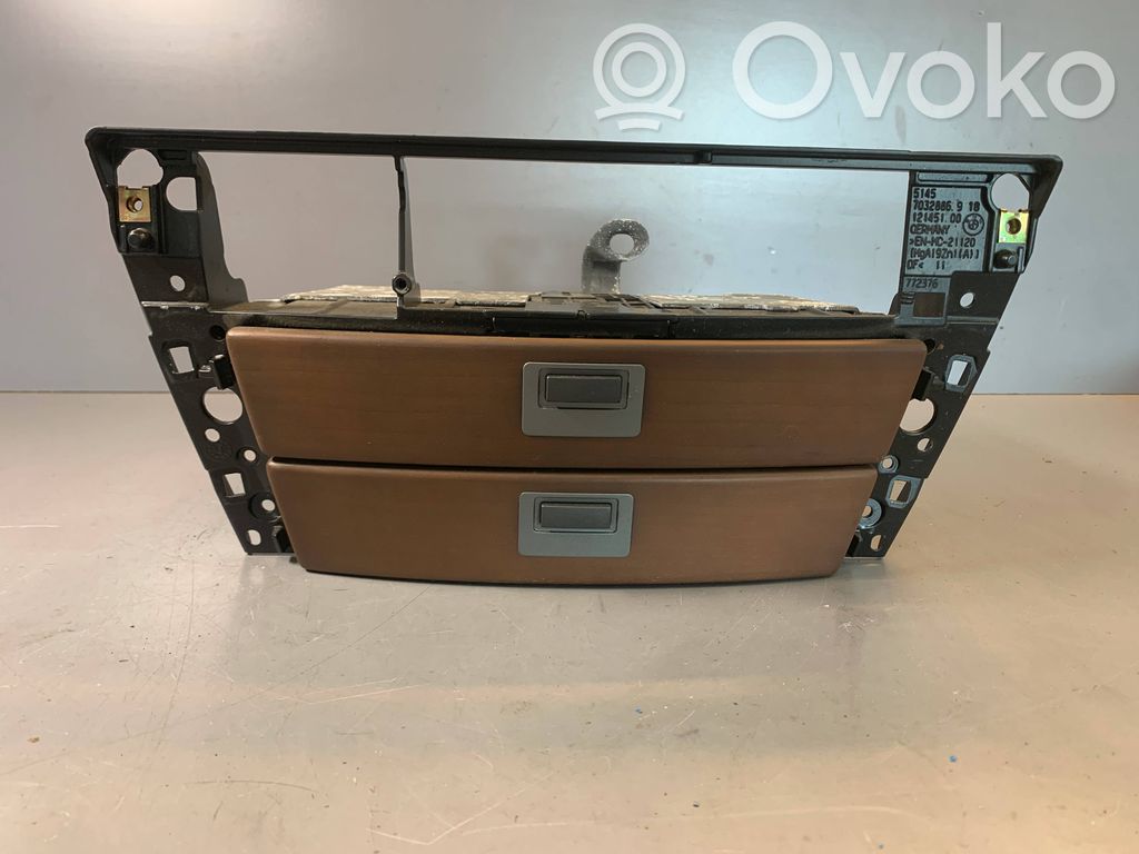 BMW 7 E65 E66 Dashboard storage box/compartment 