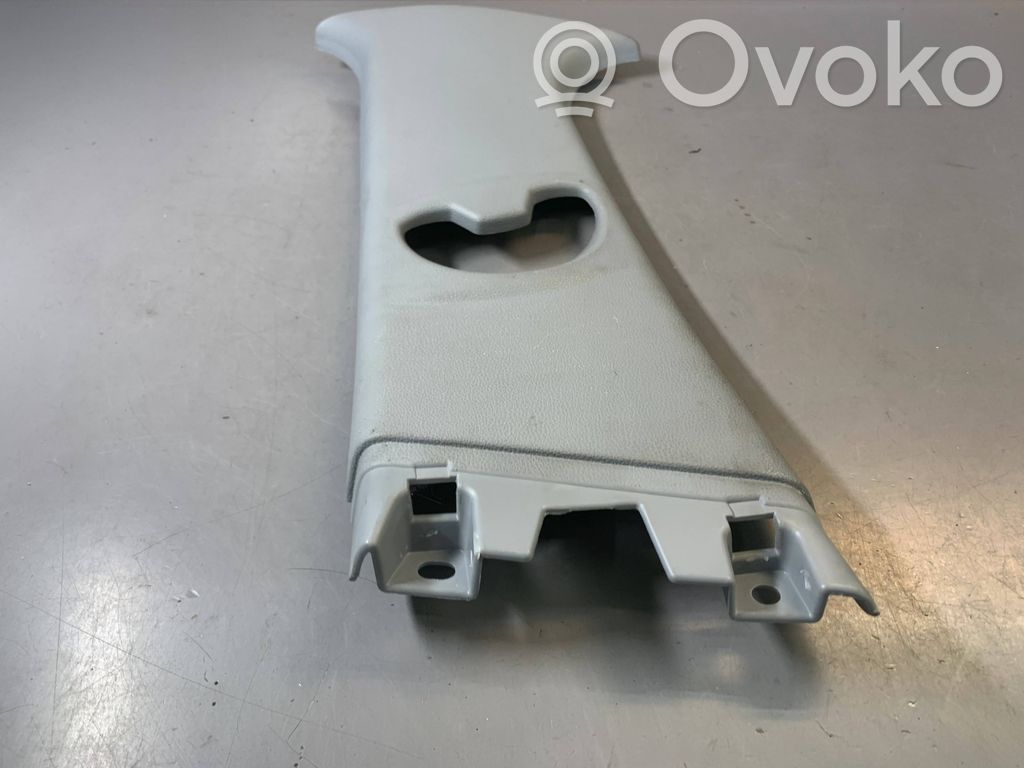 BMW 1 E81 E87 (B) pillar trim (top) 