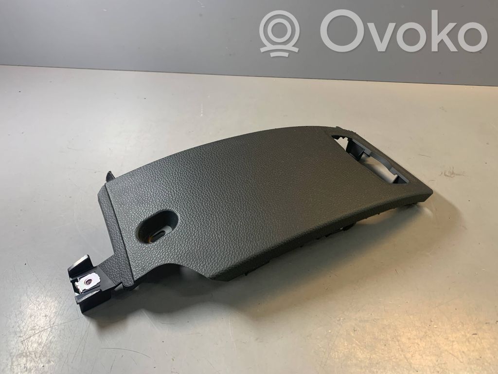 BMW 1 E81 E87 Panelės apdailos skydas (apatinis) 