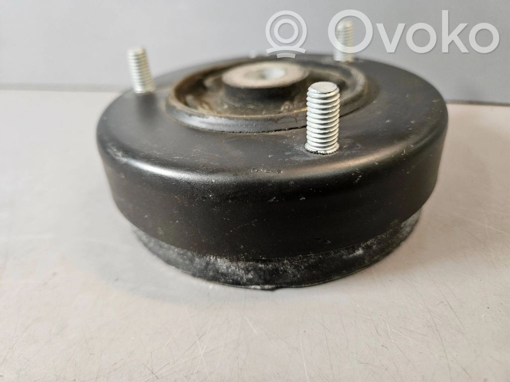 BMW 7 E38 Front shock absorber mounting bracket 