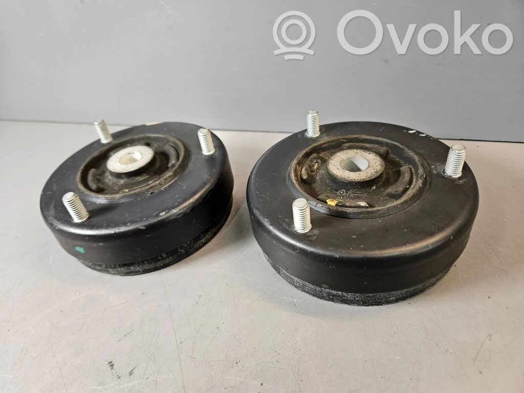 Front shock absorber mounting bracket   1090309,33521090309
