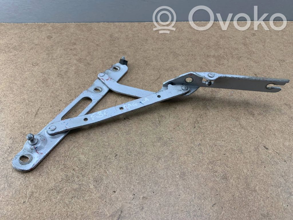 BMW 3 E36 Tailgate/trunk/boot hinge 