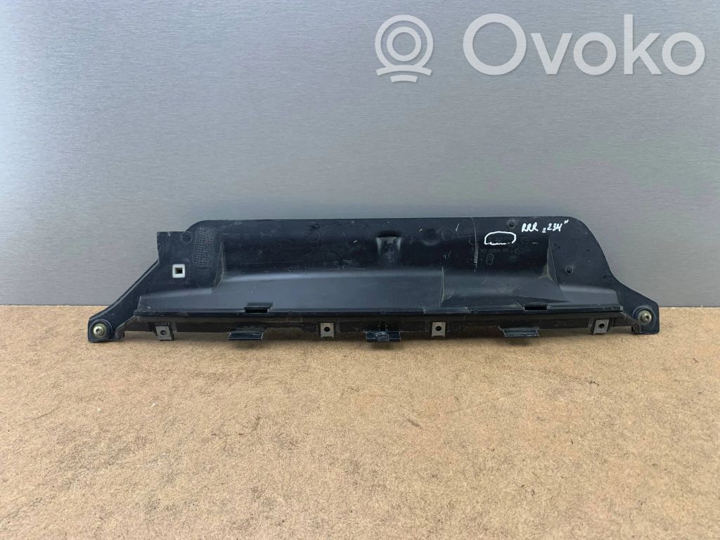 BMW 3 E46 Ohjaamon sisäilman mikrosuodattimen kansi 