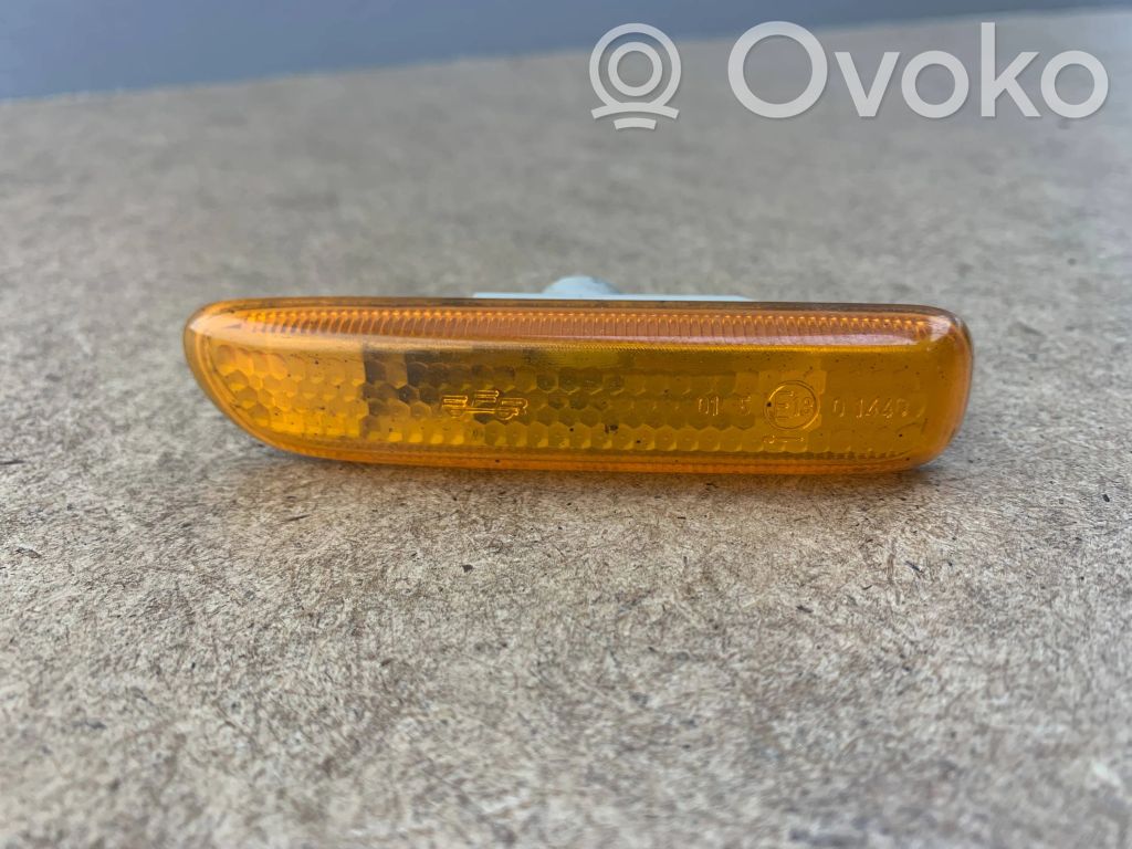 BMW 3 E46 Front fender indicator light 