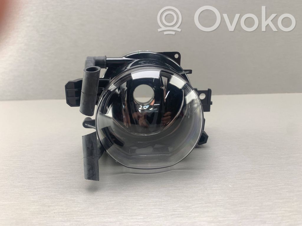 Miglas lukturis priekšā   63176943416,6943416