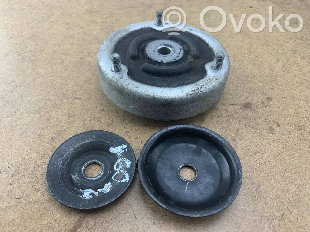 Coil spring mount   33526779611,33526769744,33526753810,33526758283,33526779415
