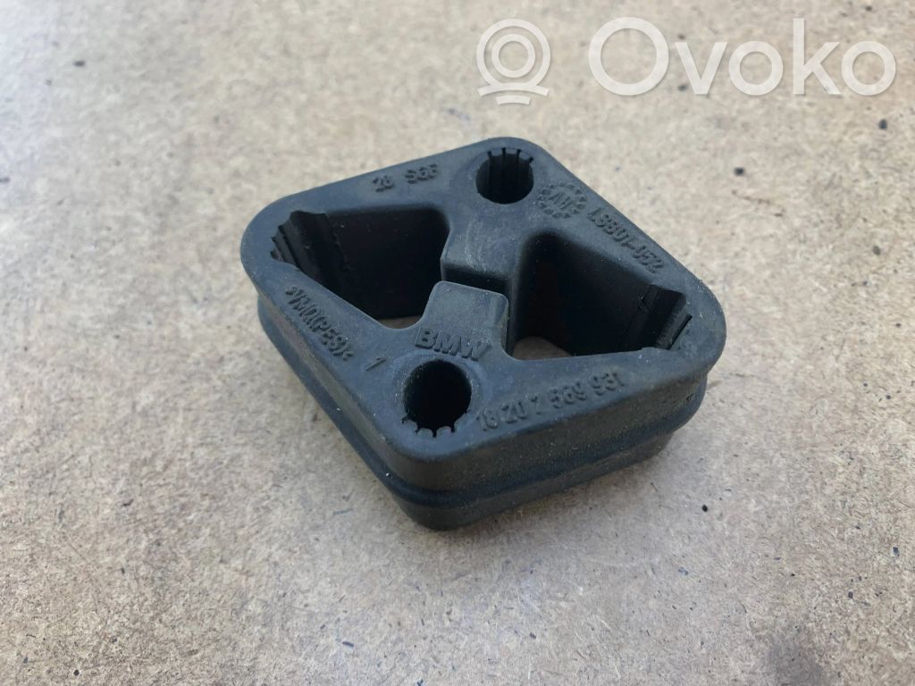 BMW 3 E90 E91 Muffler mount bracket/holder 