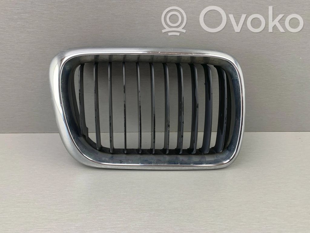 BMW 3 E36 Front grill 