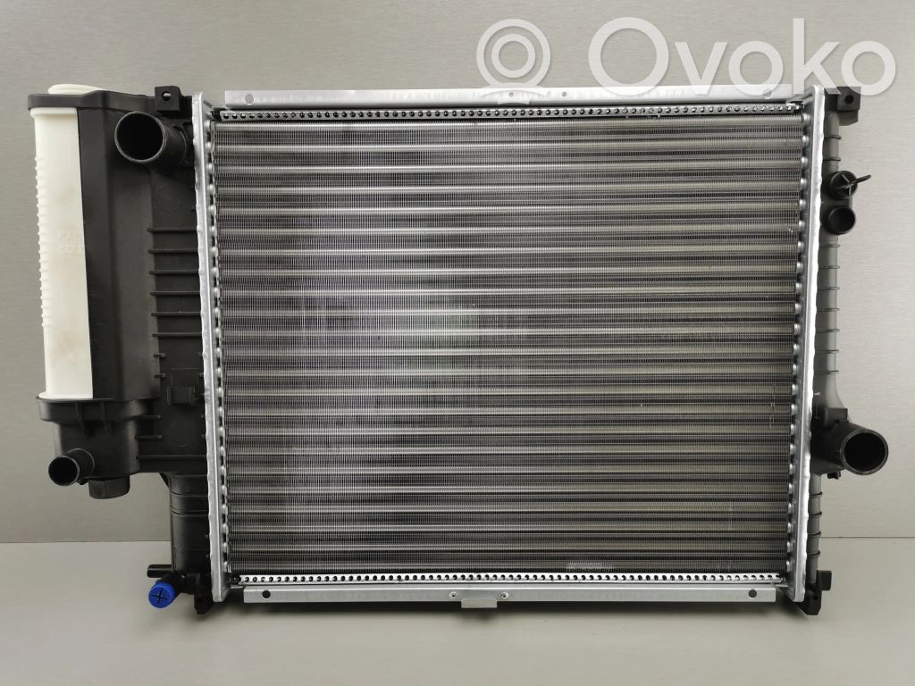 Coolant radiator   17111427153,1427153,17101432819,1432819,17111740698,17111740699,1740698,1740699