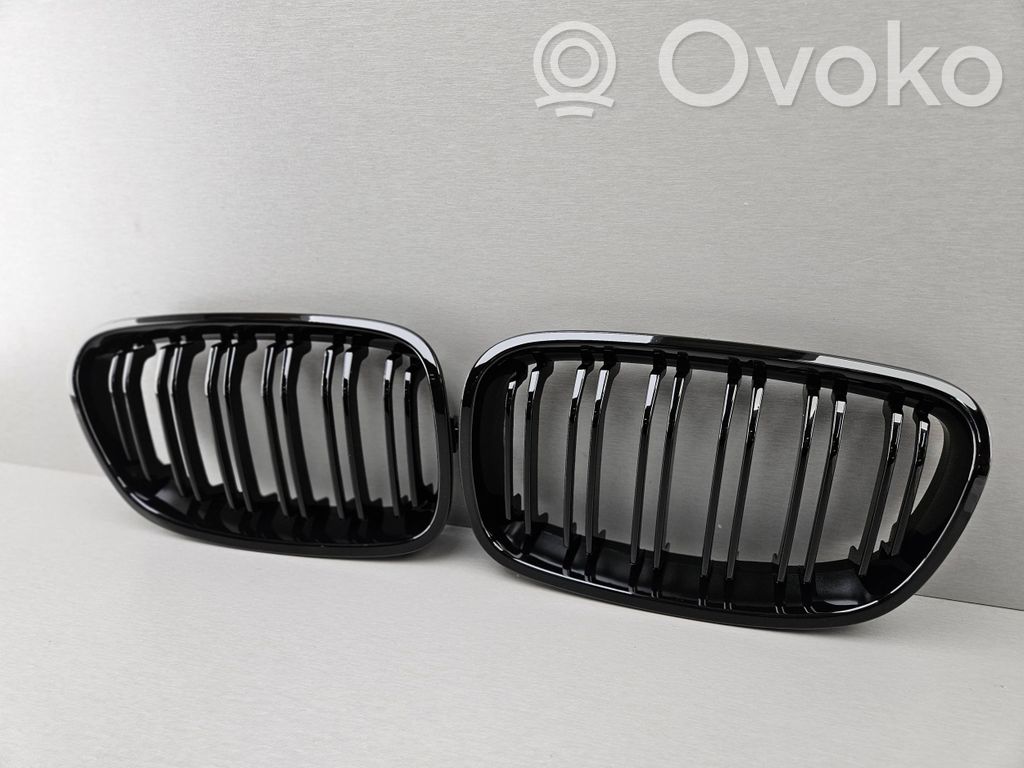 BMW 1 F20 F21 Augšējais režģis 