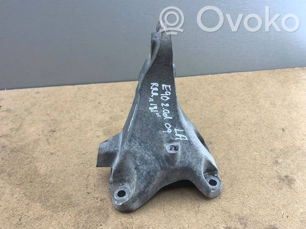 BMW 3 E90 E91 Engine mounting bracket 