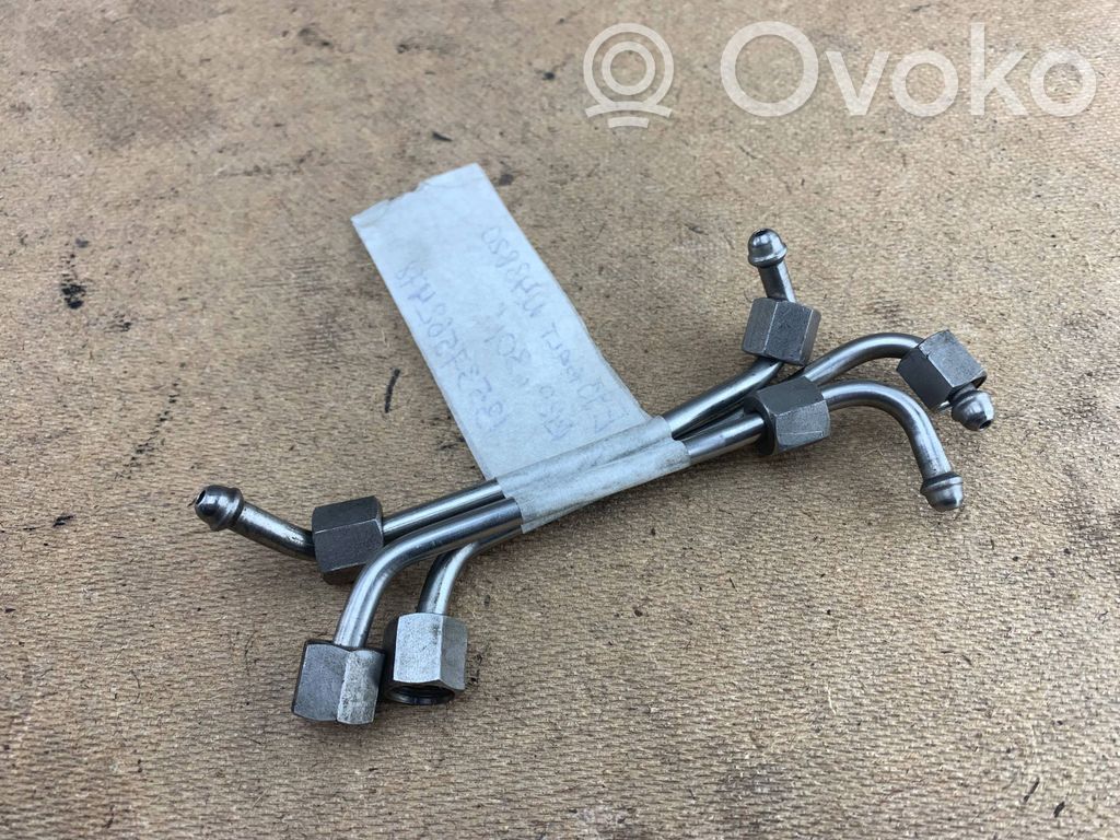 BMW 3 E90 E91 Degvielas iesmidzināšanas caurule (-es) 