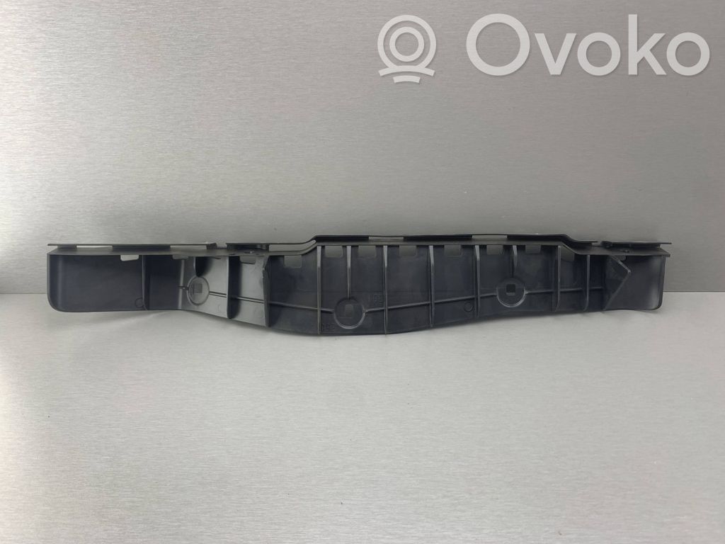 BMW 5 E60 E61 Scut inferior bară față 