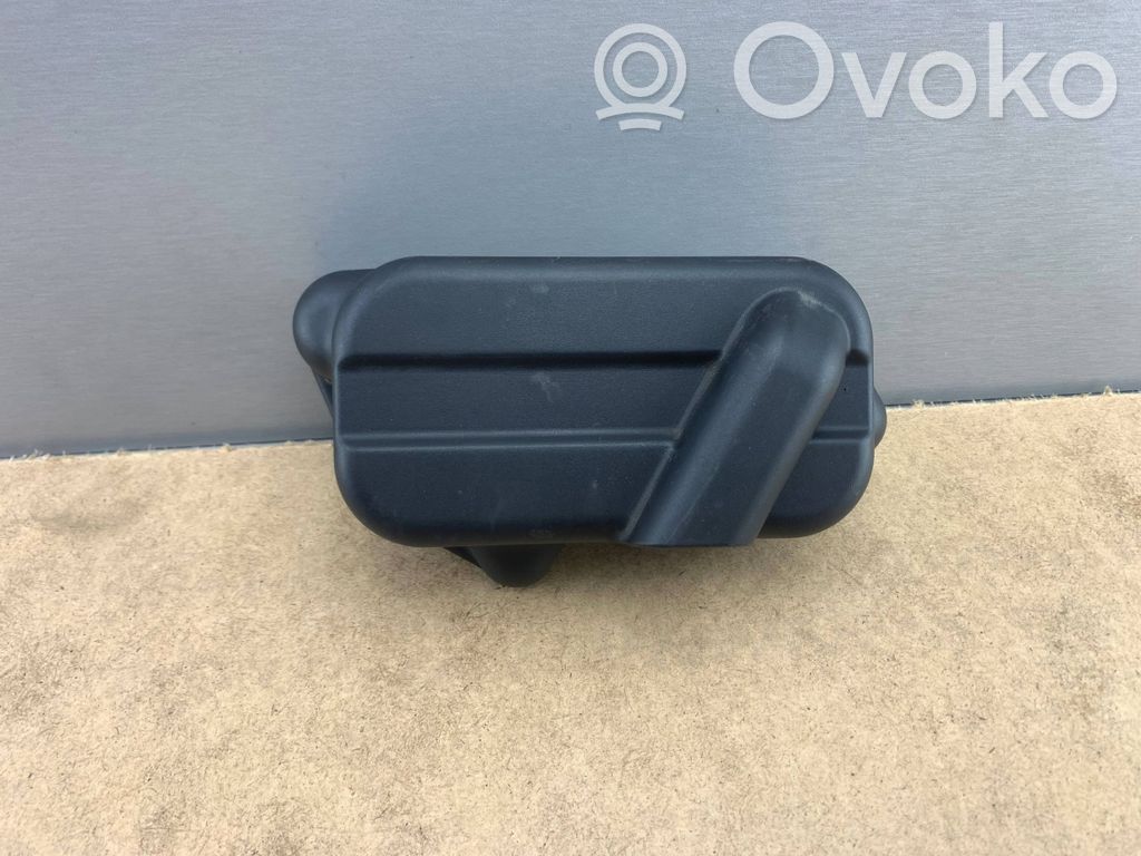 BMW 5 E60 E61 Other engine bay part 