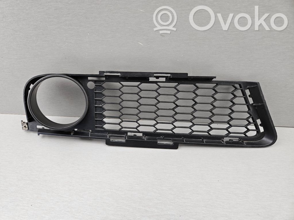 BMW 3 E90 E91 Front fog light trim/grill 