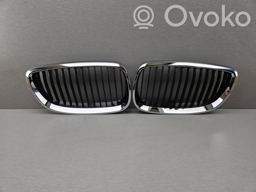 BMW 3 E92 E93 Augšējais režģis 