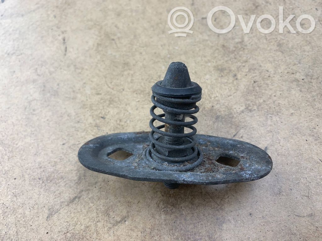 BMW 3 E36 Serrure de capot 