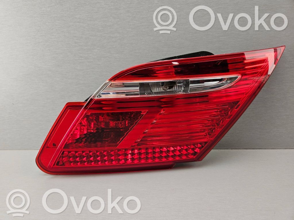 BMW 7 E65 E66 Takaluukun takavalot 