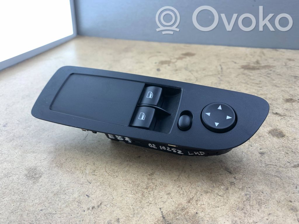 BMW 1 E81 E87 Electric window control switch 
