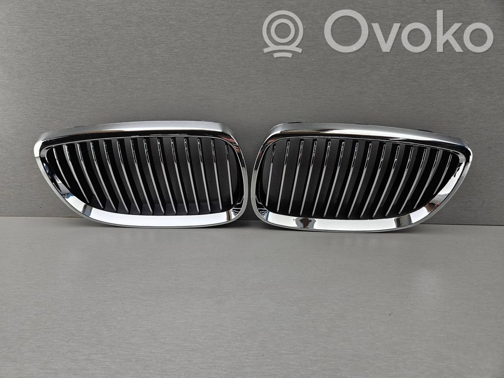 BMW 3 E92 E93 Front bumper upper radiator grill 