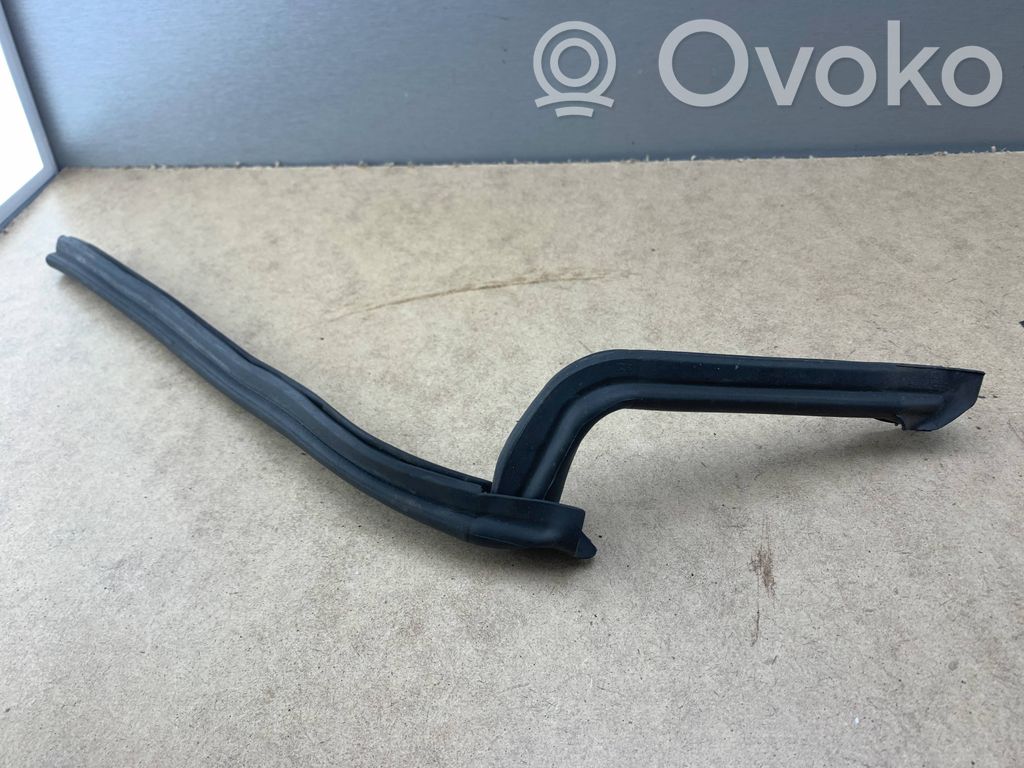 BMW 3 E46 Engine compartment rubber 