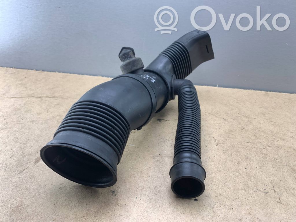 Intercooler hose/pipe   2247909,13712247909