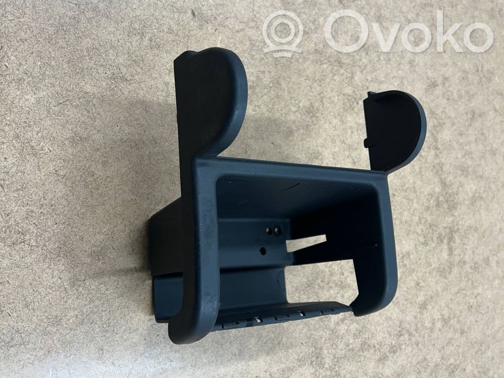 BMW 3 E46 Kita salono detalė 