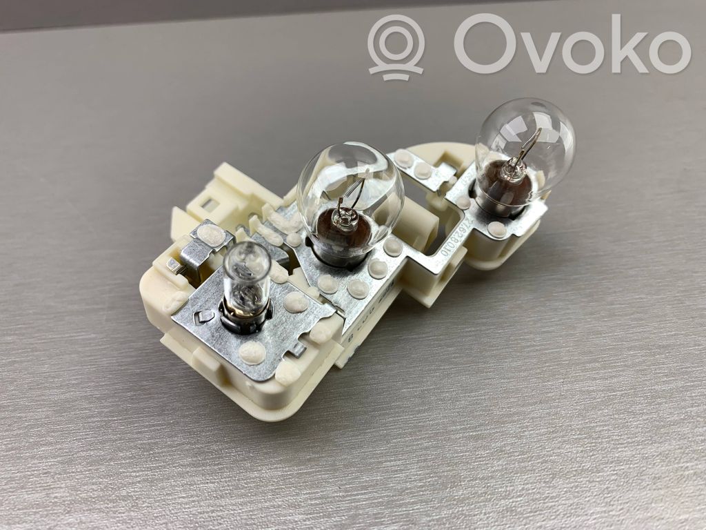 Tail light bulb cover holder   7183844,63217183844,7160078,63217160078
