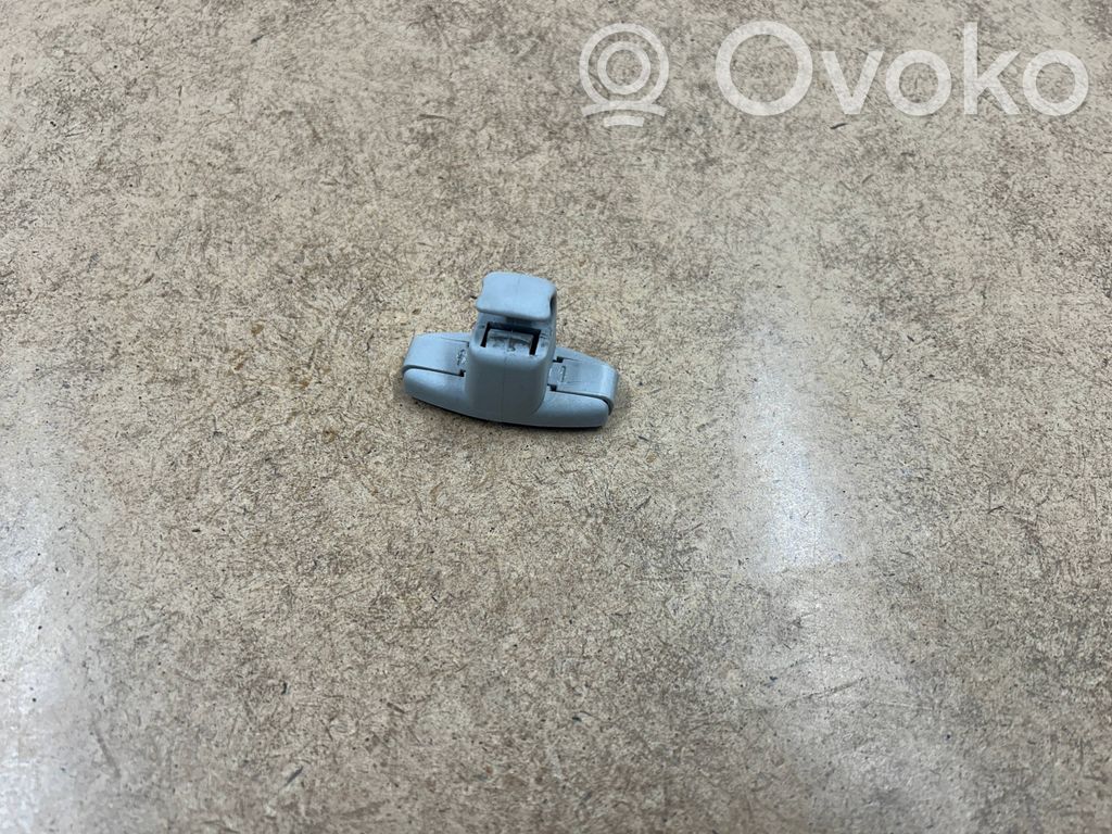 BMW 3 E46 Sun visor clip/hook/bracket 