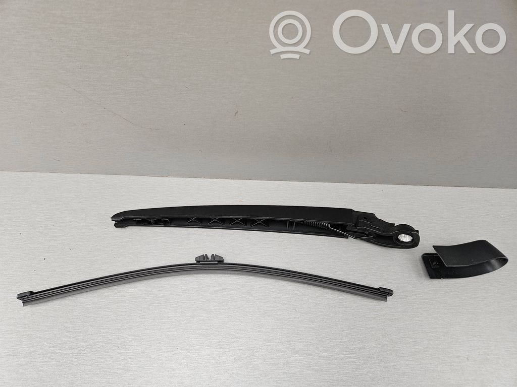 BMW X5 E70 Aizmugurējā loga tīrītāja kājiņa 