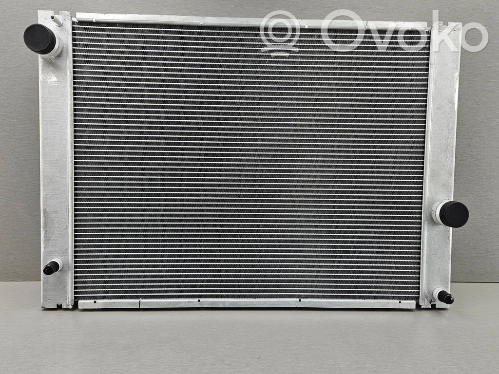 BMW 5 E60 E61 Coolant radiator 