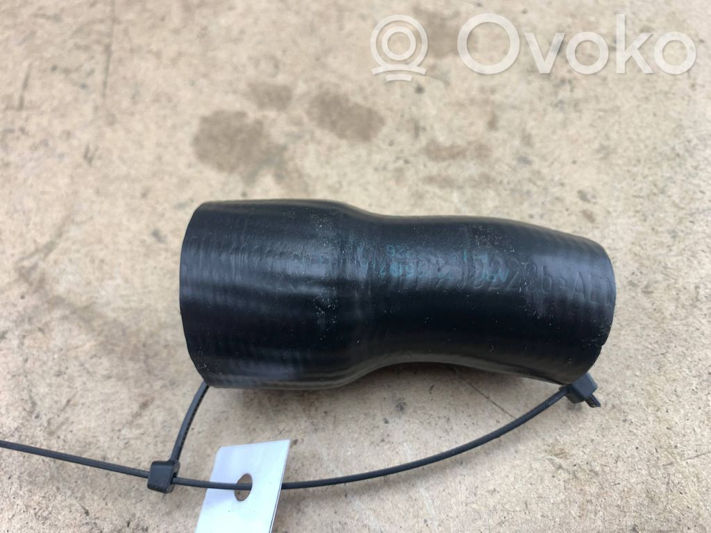 BMW 5 E60 E61 Engine coolant pipe/hose 