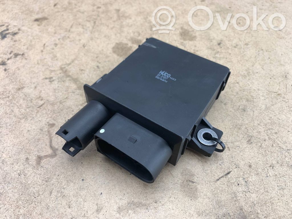 BMW 5 E60 E61 Glow plug pre-heat relay 