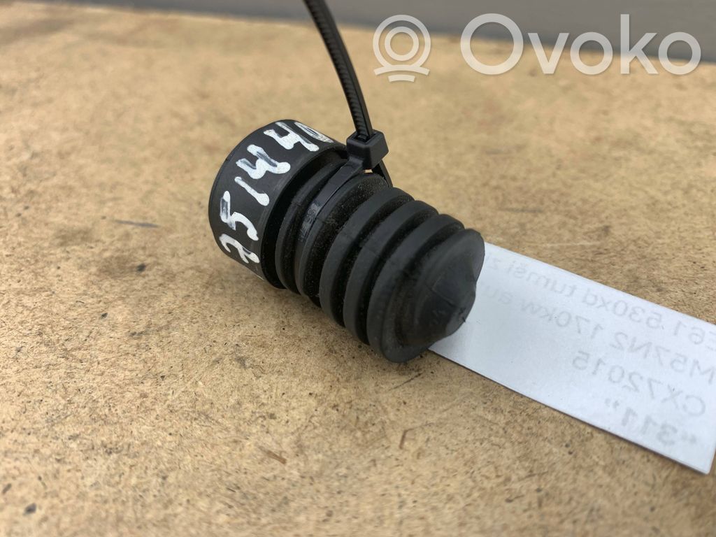 BMW 5 E60 E61 Radiator mount bracket 