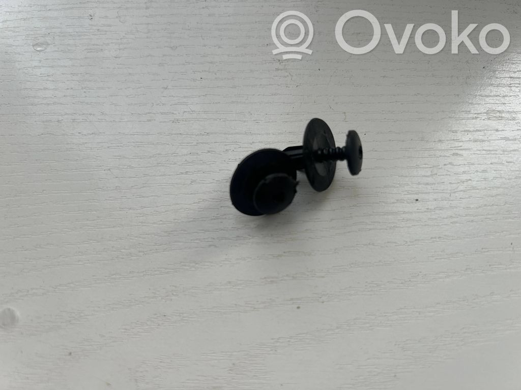 BMW 3 E46 Nuts/bolts 