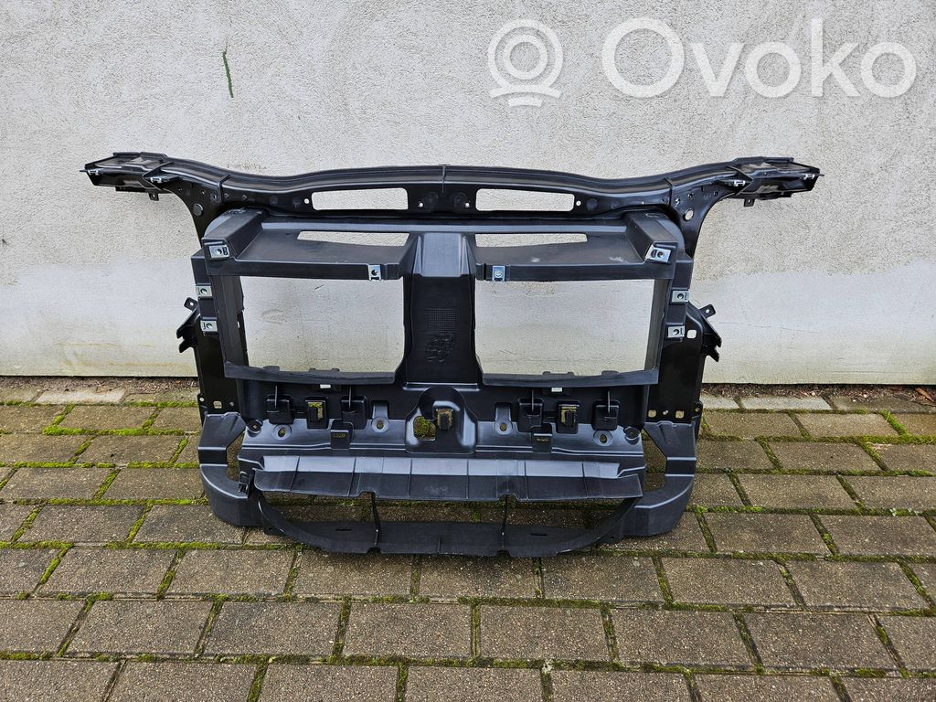 BMW X1 E84 Панель радиаторов 