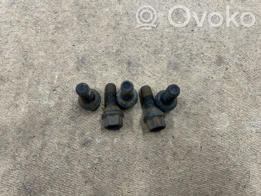 BMW 3 E46 Nuts/bolts 