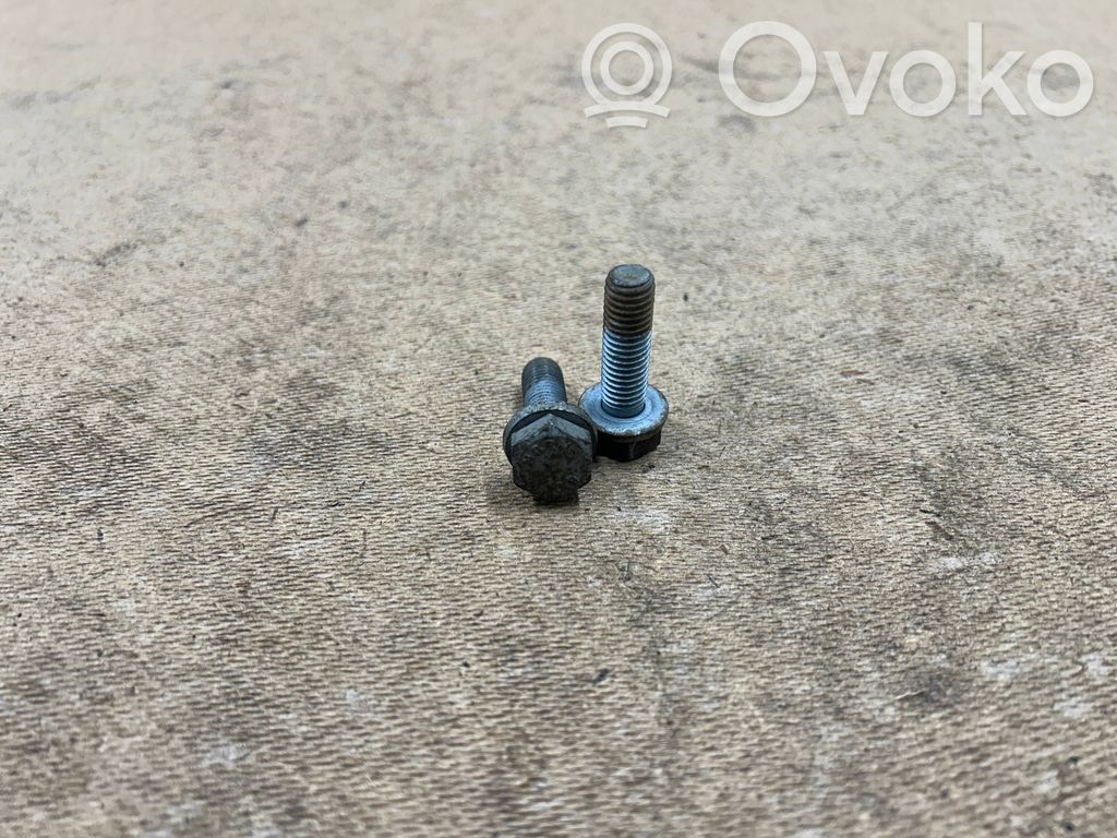 BMW 3 E46 Front suspension camber bolt 