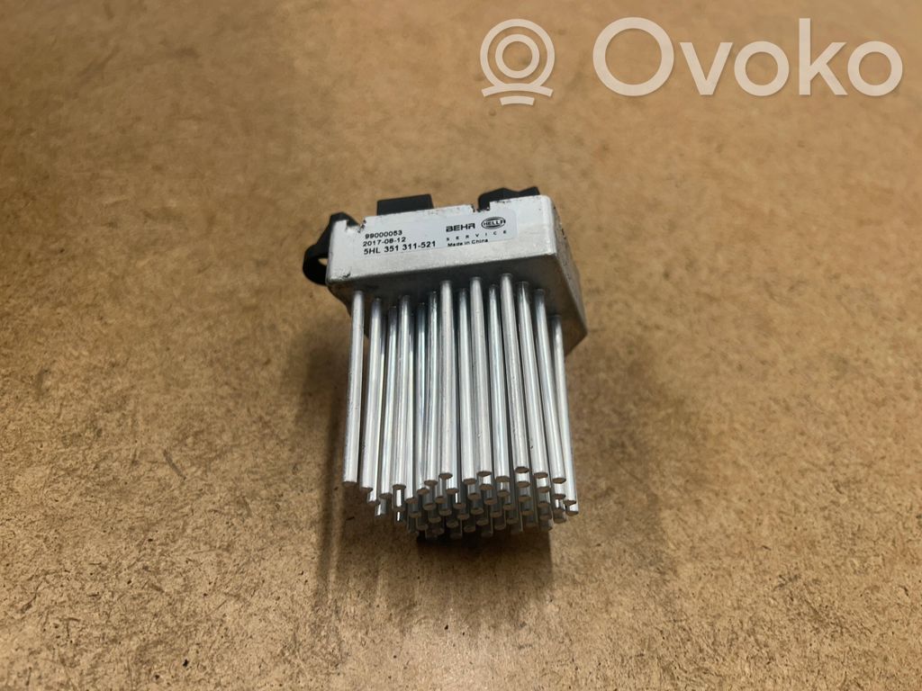 BMW 3 E46 Motor aerotermă/rezistor ventilator 