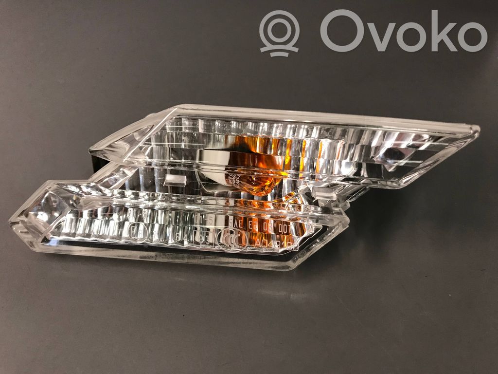 BMW 6 E63 E64 Front fender indicator light 