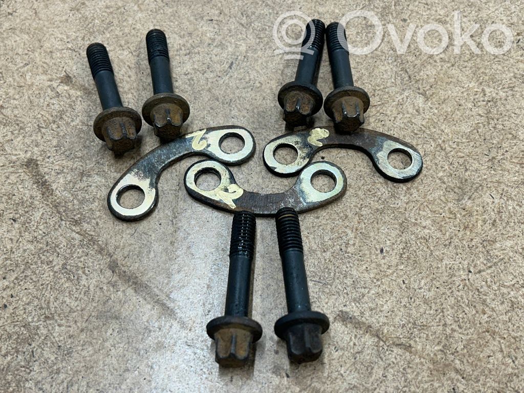 BMW 3 E46 Cits aizmugures šasijas elements 