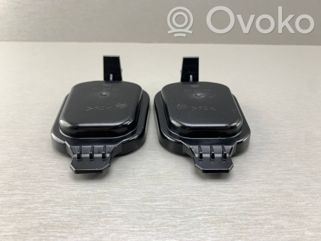 BMW X5 E53 Headlight/headlamp dust cover 