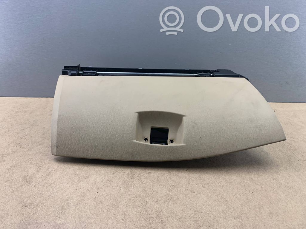 Glove box   6985279,7034081,51166985279