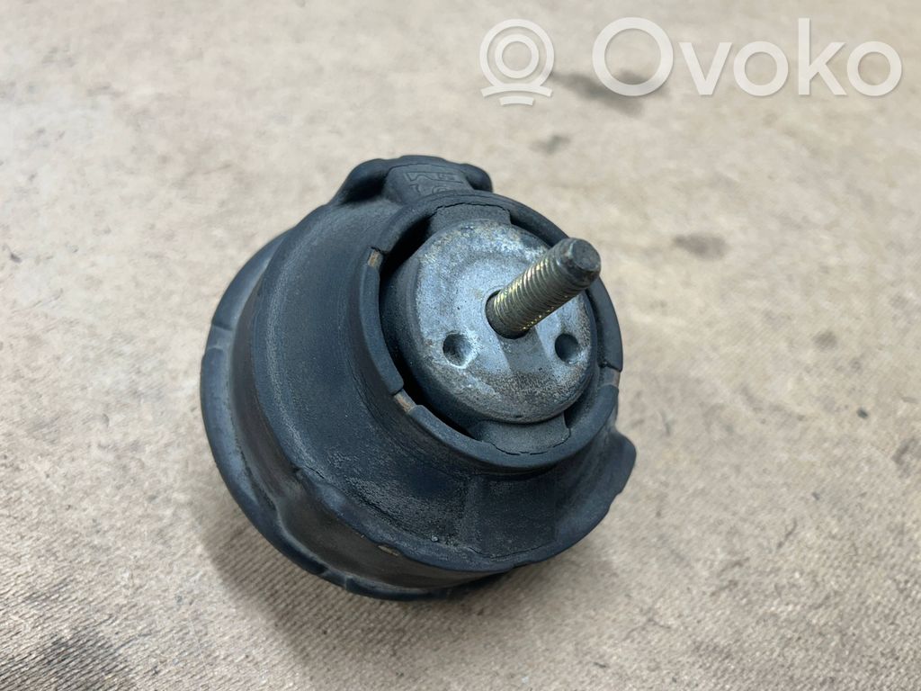 BMW 3 E46 Engine mount bracket 